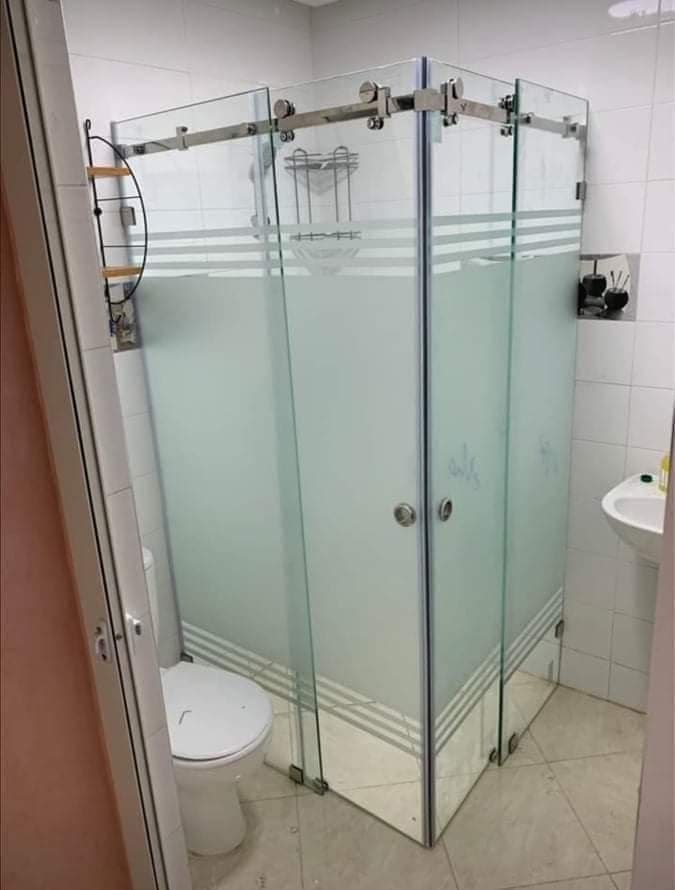cabine-de-douche
